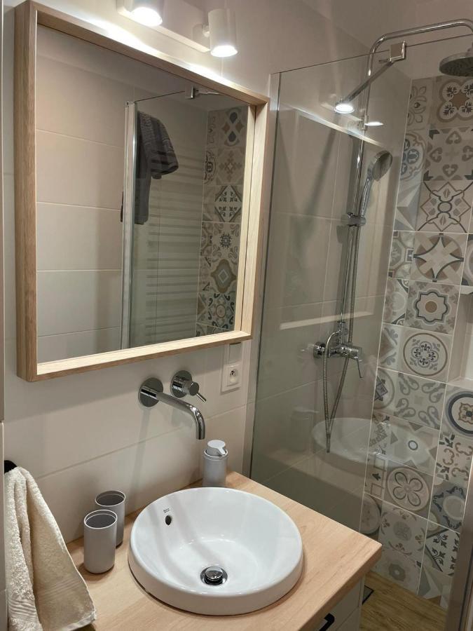 Apartamenty Guzik 22 Krosno Buitenkant foto